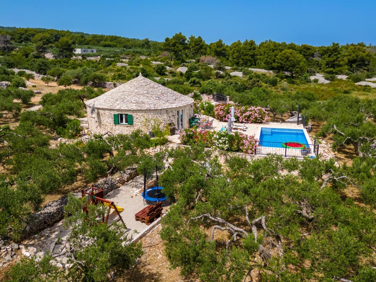 Island Getaway - Heritage House Mirce Екстериор снимка