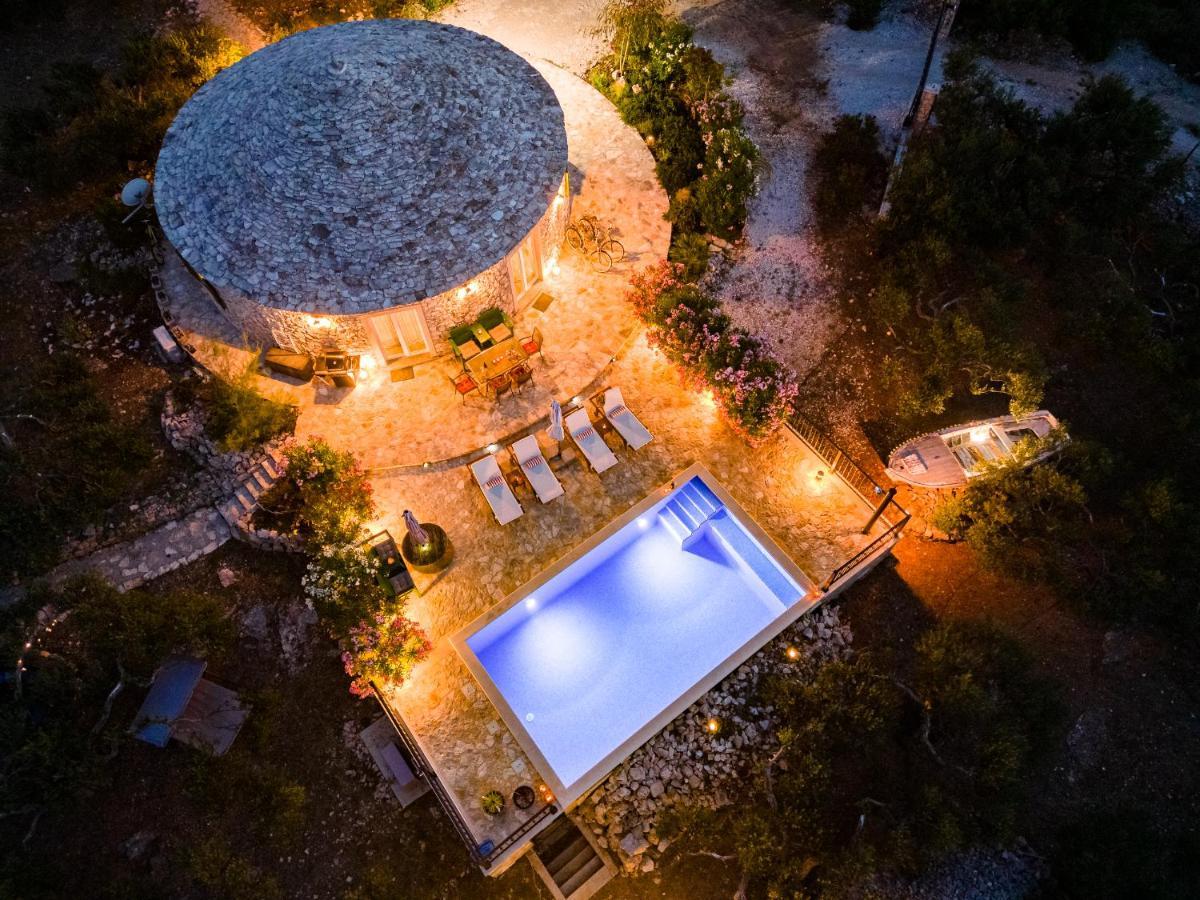 Island Getaway - Heritage House Mirce Екстериор снимка